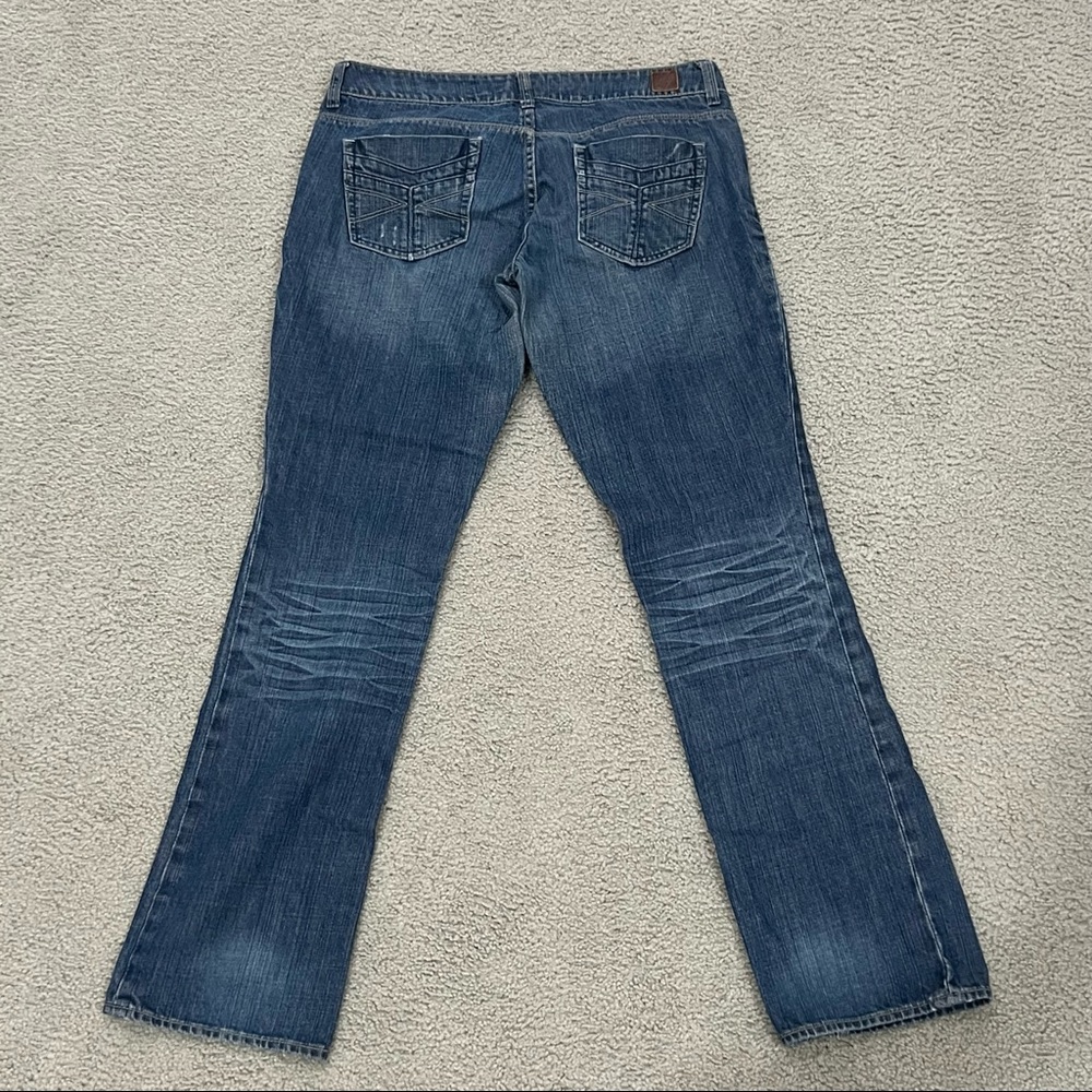 American Eagle Distressed Jeans - 77 Straight - size 10 reg